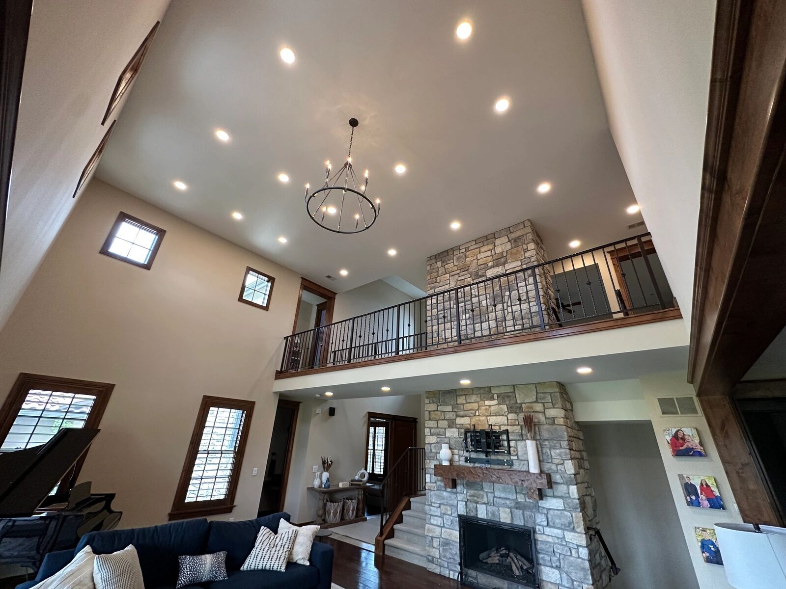Vaulted great room